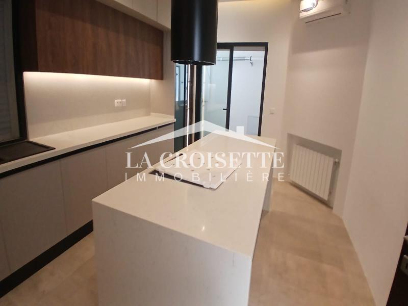 Villa S+5 avec piscine aux Berges du Lac 2